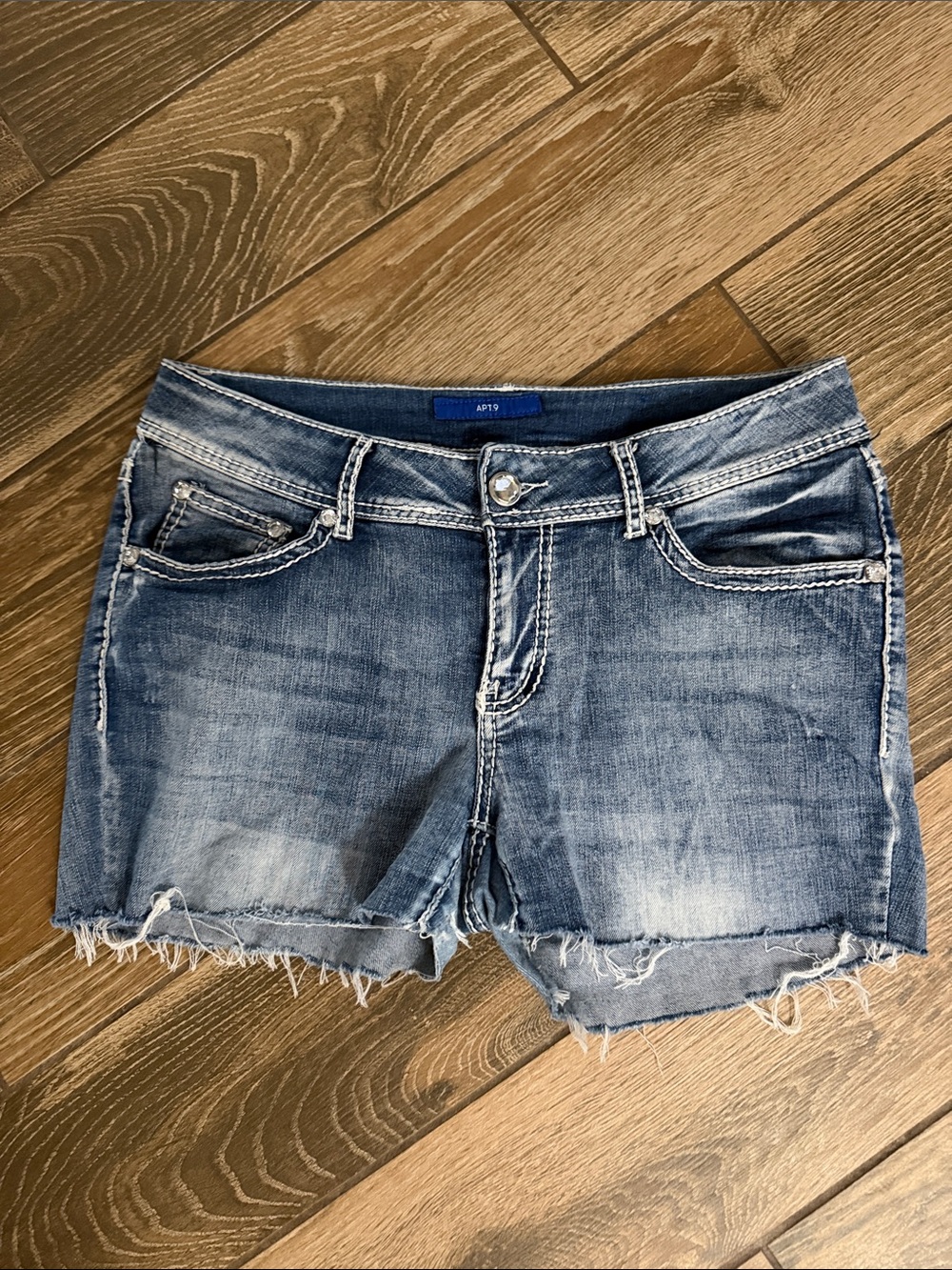 Apt. 9 Women's Distressed Washed Blue Denim Cutoff Shorts